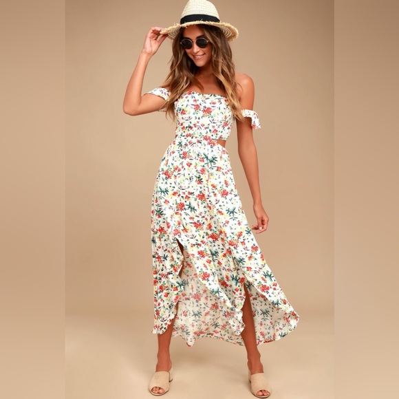 Lush Dresses & Skirts - Lush/Lulus Strapless Floral Dress in White and Red | NWOT